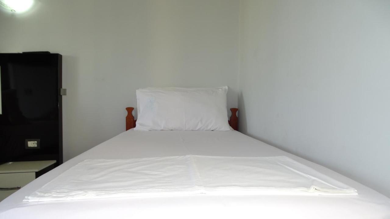 Hotel Ardiani Ksamil Ngoại thất bức ảnh