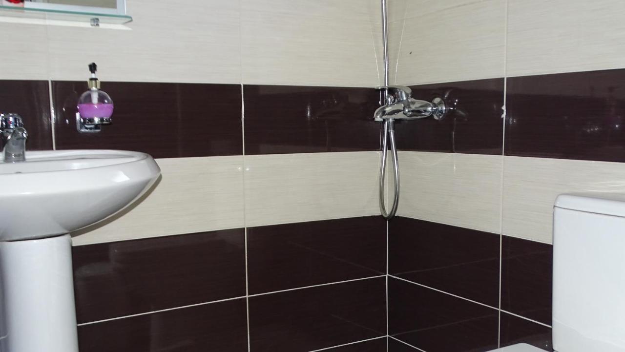 Hotel Ardiani Ksamil Ngoại thất bức ảnh