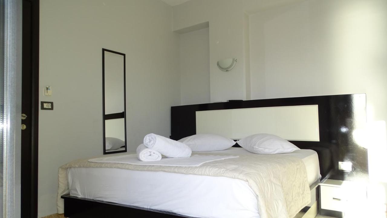 Hotel Ardiani Ksamil Ngoại thất bức ảnh
